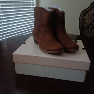 SO Girls Brown Ankle Booties Size 3